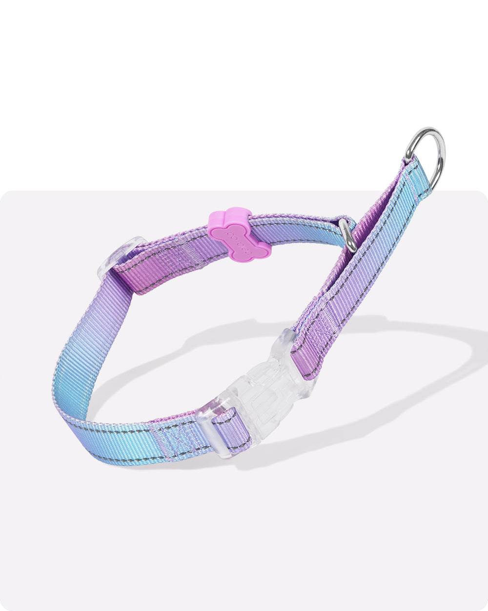 Bella & Pal Controla Swift Martingale Collar with quick-release buckle. Pet training collar for dogs and puppies, no-pull design for safe control and it is easy to adjust with adjustment straps. Reflective, escape-proof collar perfect for daily walks and added visibility